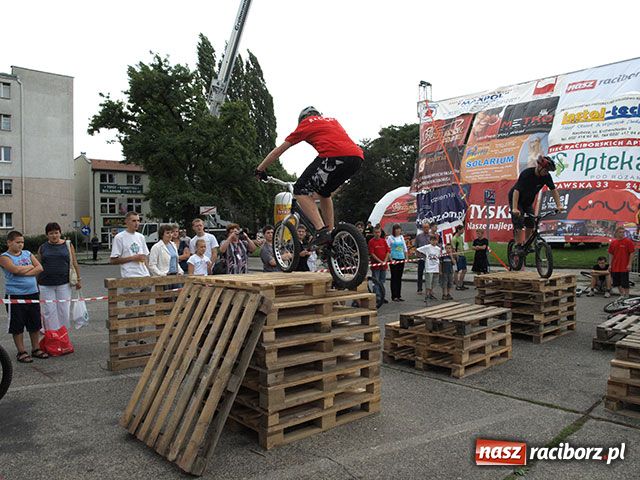 Zdjęcie w galerii na portalu naszraciborz.pl: Memoriałowe szaleństwo rozpoczęte wiadomości z regionu