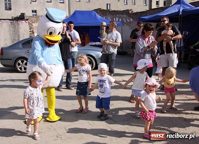Zdjęcie w galerii na portalu naszraciborz.pl: Wesoło i rodzinnie w Elfiku wiadomości z regionu