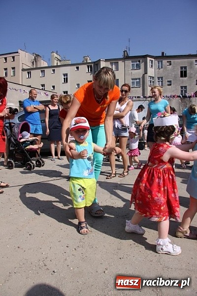 Zdjęcie w galerii na portalu naszraciborz.pl: Wesoło i rodzinnie w Elfiku wiadomości z regionu