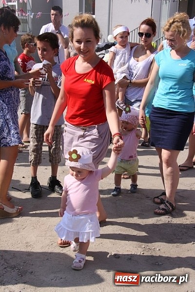 Zdjęcie w galerii na portalu naszraciborz.pl: Wesoło i rodzinnie w Elfiku wiadomości z regionu