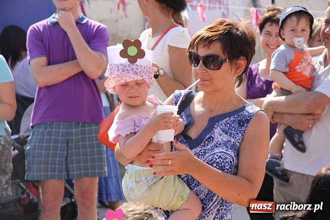 Zdjęcie w galerii na portalu naszraciborz.pl: Wesoło i rodzinnie w Elfiku wiadomości z regionu