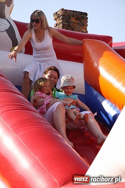 Zdjęcie w galerii na portalu naszraciborz.pl: Wesoło i rodzinnie w Elfiku wiadomości z regionu