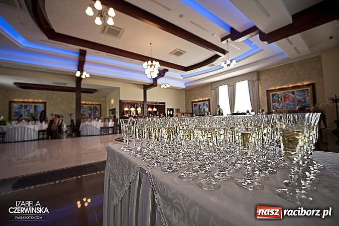 Zdjęcie w galerii na portalu naszraciborz.pl: Gala Metamorfoz - zobacz jak zmieniły się Ewa i Weronika wiadomości z regionu