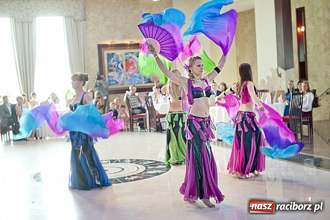 Zdjęcie w galerii na portalu naszraciborz.pl: Gala Metamorfoz - zobacz jak zmieniły się Ewa i Weronika wiadomości z regionu