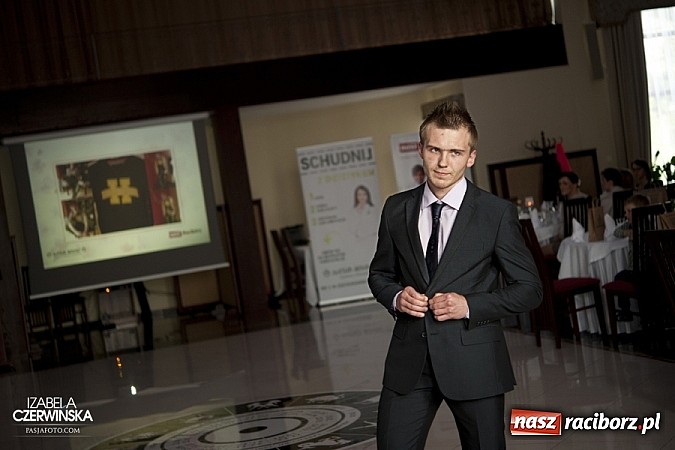 Zdjęcie w galerii na portalu naszraciborz.pl: Gala Metamorfoz - zobacz jak zmieniły się Ewa i Weronika wiadomości z regionu