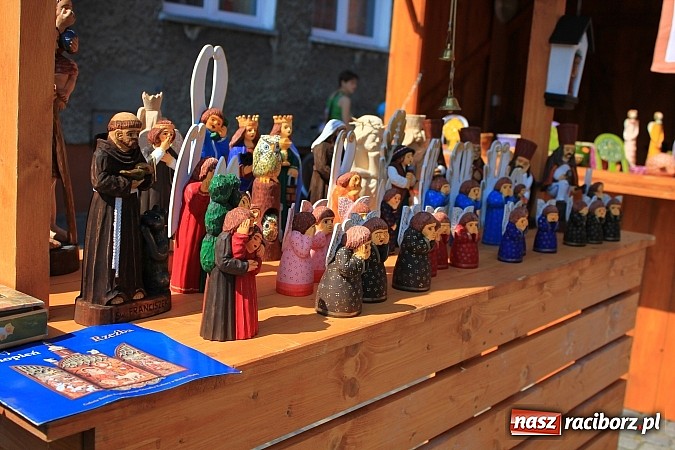 Zdjęcie w galerii na portalu naszraciborz.pl: Ruszył Jarmark św. Marcelego. Specjalne wydanie trylogii filmowej o Raciborzu wiadomości z regionu