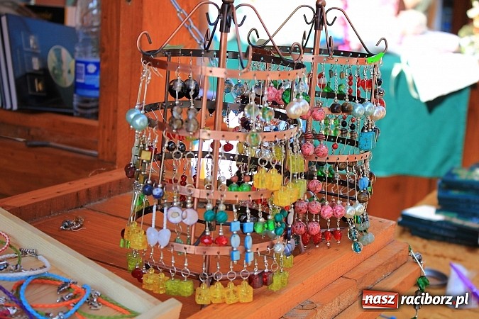 Zdjęcie w galerii na portalu naszraciborz.pl: Ruszył Jarmark św. Marcelego. Specjalne wydanie trylogii filmowej o Raciborzu wiadomości z regionu