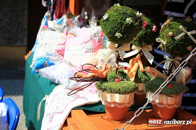 Zdjęcie w galerii na portalu naszraciborz.pl: Ruszył Jarmark św. Marcelego. Specjalne wydanie trylogii filmowej o Raciborzu wiadomości z regionu