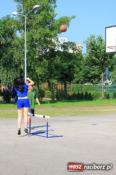 Zdjęcie w galerii na portalu naszraciborz.pl: Gimnazjada 2013 w plenerze na boisku G2 wiadomości z regionu