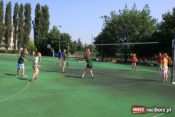 Zdjęcie w galerii na portalu naszraciborz.pl: Gimnazjada 2013 w plenerze na boisku G2 wiadomości z regionu