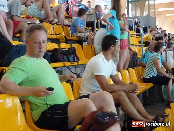 Zdjęcie w galerii na portalu naszraciborz.pl: Raciborscy pływacy z medalami wiadomości z regionu