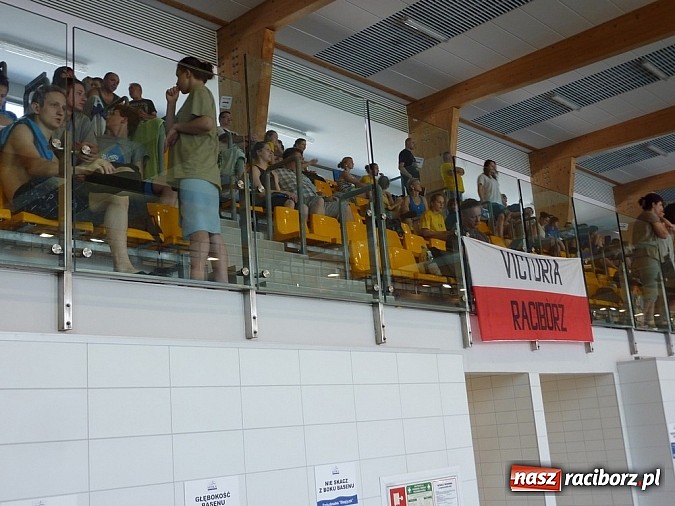 Zdjęcie w galerii na portalu naszraciborz.pl: Raciborscy pływacy z medalami wiadomości z regionu