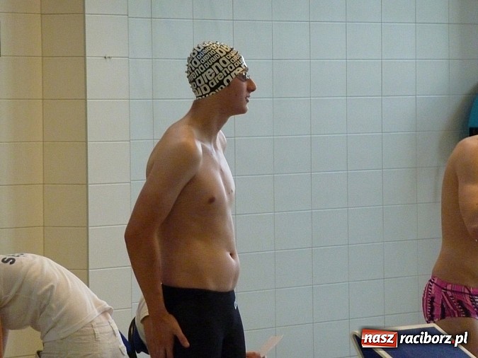 Zdjęcie w galerii na portalu naszraciborz.pl: Raciborscy pływacy z medalami wiadomości z regionu