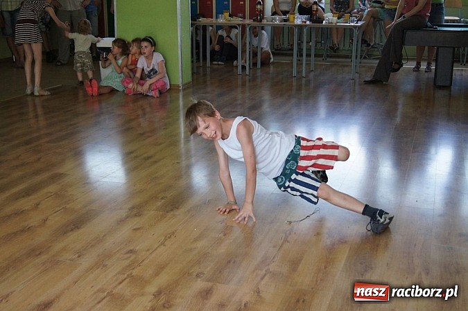 Zdjęcie w galerii na portalu naszraciborz.pl: Dzień Otwarty w Klubie Strefa wiadomości z regionu