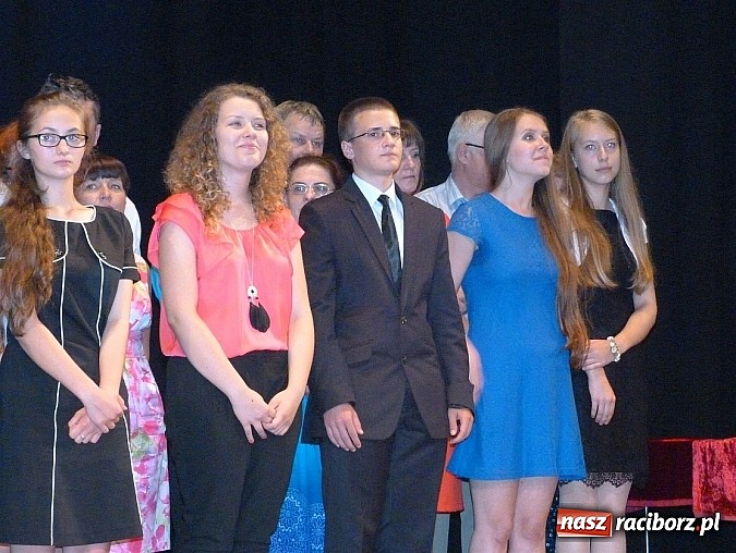 Zdjęcie w galerii na portalu naszraciborz.pl: Wielka gala uczniów G1 wiadomości z regionu