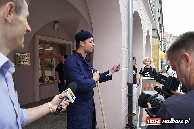 Zdjęcie w galerii na portalu naszraciborz.pl: Szalone lata 70. na ulicach Raciborza wiadomości z regionu