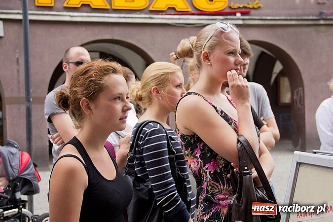 Zdjęcie w galerii na portalu naszraciborz.pl: Szalone lata 70. na ulicach Raciborza wiadomości z regionu
