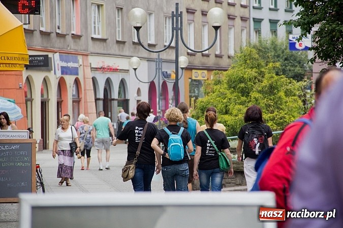 Zdjęcie w galerii na portalu naszraciborz.pl: Szalone lata 70. na ulicach Raciborza wiadomości z regionu