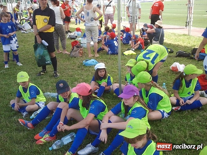 Zdjęcie w galerii na portalu naszraciborz.pl: Piłkarki z Pawłowa najlepsze w kraju. Jadą na zgrupowanie do Ajaxu Amsterdam wiadomości z regionu