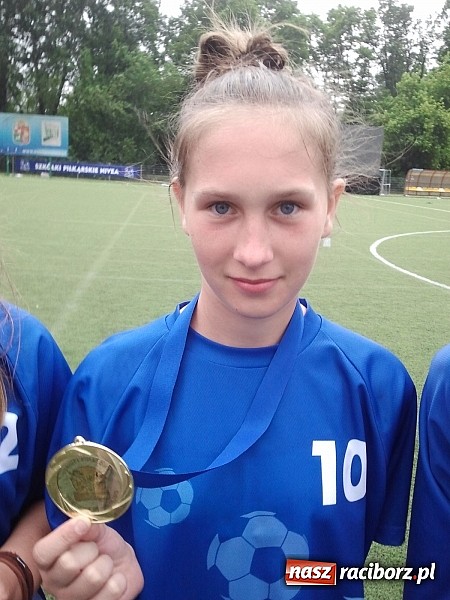 Zdjęcie w galerii na portalu naszraciborz.pl: Piłkarki z Pawłowa najlepsze w kraju. Jadą na zgrupowanie do Ajaxu Amsterdam wiadomości z regionu