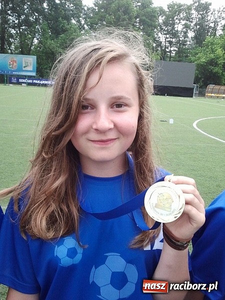 Zdjęcie w galerii na portalu naszraciborz.pl: Piłkarki z Pawłowa najlepsze w kraju. Jadą na zgrupowanie do Ajaxu Amsterdam wiadomości z regionu