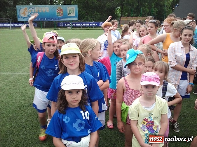 Zdjęcie w galerii na portalu naszraciborz.pl: Piłkarki z Pawłowa najlepsze w kraju. Jadą na zgrupowanie do Ajaxu Amsterdam wiadomości z regionu