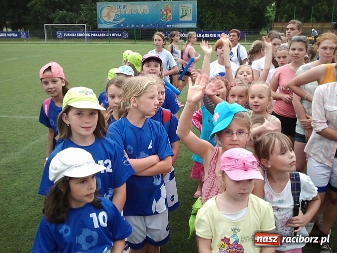 Zdjęcie w galerii na portalu naszraciborz.pl: Piłkarki z Pawłowa najlepsze w kraju. Jadą na zgrupowanie do Ajaxu Amsterdam wiadomości z regionu