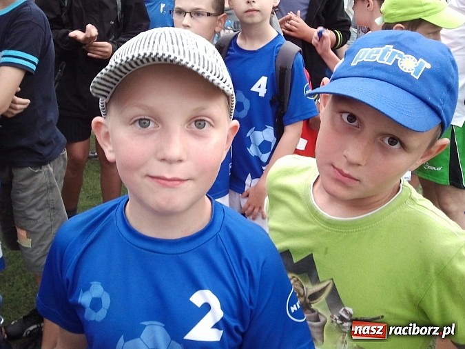 Zdjęcie w galerii na portalu naszraciborz.pl: Piłkarki z Pawłowa najlepsze w kraju. Jadą na zgrupowanie do Ajaxu Amsterdam wiadomości z regionu