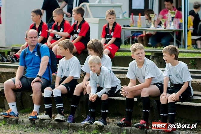Zdjęcie w galerii na portalu naszraciborz.pl: Tworków Cup 2013: Dreszczowiec w finale. Puchar zostaje w Tworkowie wiadomości z regionu