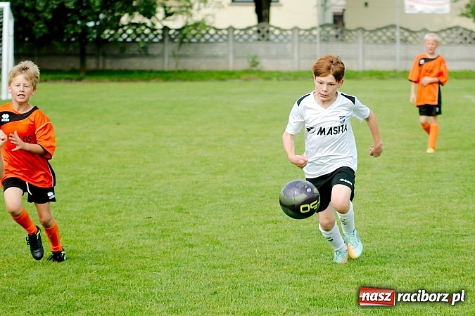 Zdjęcie w galerii na portalu naszraciborz.pl: Tworków Cup 2013: Dreszczowiec w finale. Puchar zostaje w Tworkowie wiadomości z regionu