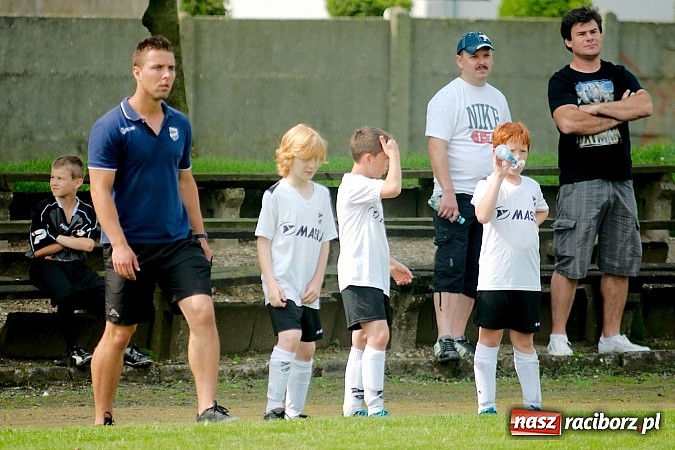 Zdjęcie w galerii na portalu naszraciborz.pl: Tworków Cup 2013: Dreszczowiec w finale. Puchar zostaje w Tworkowie wiadomości z regionu