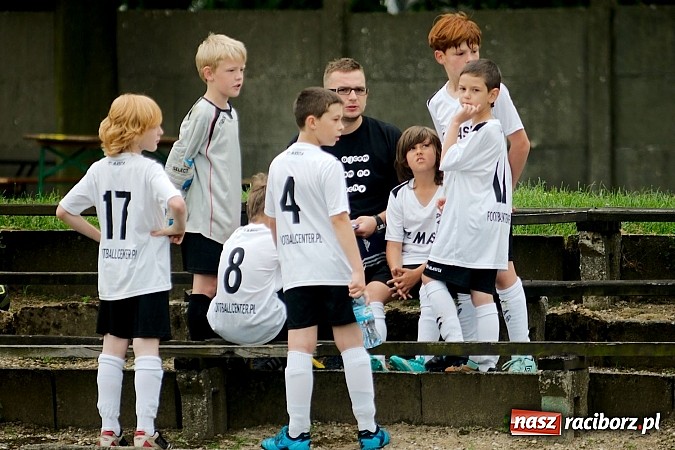 Zdjęcie w galerii na portalu naszraciborz.pl: Tworków Cup 2013: Dreszczowiec w finale. Puchar zostaje w Tworkowie wiadomości z regionu