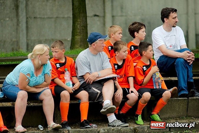 Zdjęcie w galerii na portalu naszraciborz.pl: Tworków Cup 2013: Dreszczowiec w finale. Puchar zostaje w Tworkowie wiadomości z regionu