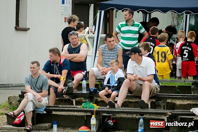 Zdjęcie w galerii na portalu naszraciborz.pl: Tworków Cup 2013: Dreszczowiec w finale. Puchar zostaje w Tworkowie wiadomości z regionu