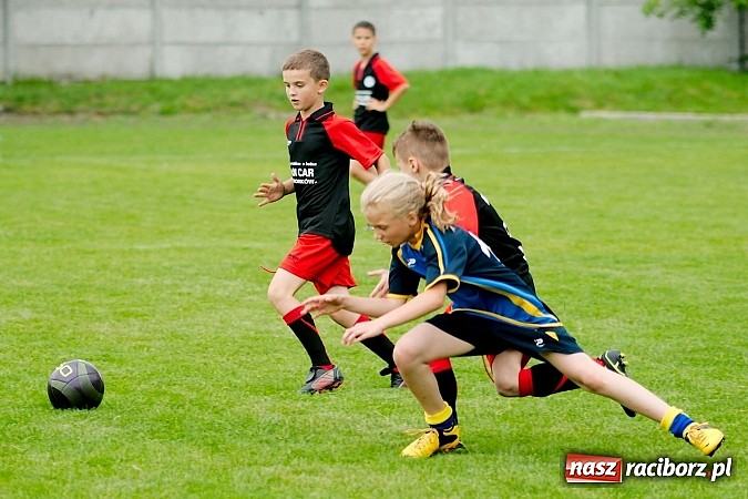 Zdjęcie w galerii na portalu naszraciborz.pl: Tworków Cup 2013: Dreszczowiec w finale. Puchar zostaje w Tworkowie wiadomości z regionu