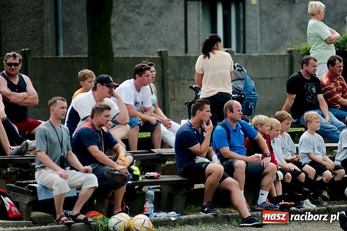 Zdjęcie w galerii na portalu naszraciborz.pl: Tworków Cup 2013: Dreszczowiec w finale. Puchar zostaje w Tworkowie wiadomości z regionu