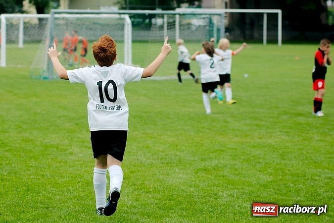 Zdjęcie w galerii na portalu naszraciborz.pl: Tworków Cup 2013: Dreszczowiec w finale. Puchar zostaje w Tworkowie wiadomości z regionu