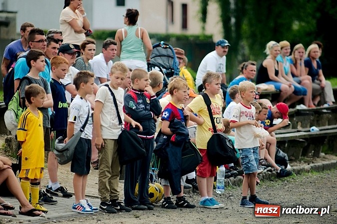 Zdjęcie w galerii na portalu naszraciborz.pl: Tworków Cup 2013: Dreszczowiec w finale. Puchar zostaje w Tworkowie wiadomości z regionu