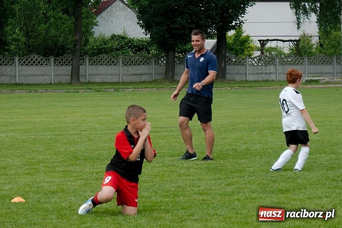 Zdjęcie w galerii na portalu naszraciborz.pl: Tworków Cup 2013: Dreszczowiec w finale. Puchar zostaje w Tworkowie wiadomości z regionu