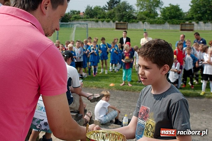 Zdjęcie w galerii na portalu naszraciborz.pl: Tworków Cup 2013: Dreszczowiec w finale. Puchar zostaje w Tworkowie wiadomości z regionu