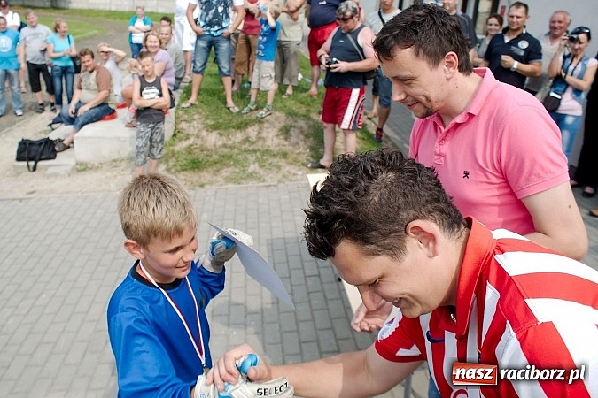 Zdjęcie w galerii na portalu naszraciborz.pl: Tworków Cup 2013: Dreszczowiec w finale. Puchar zostaje w Tworkowie wiadomości z regionu