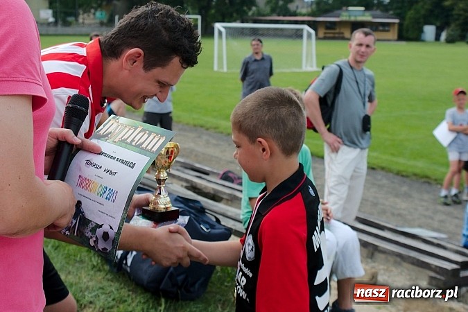 Zdjęcie w galerii na portalu naszraciborz.pl: Tworków Cup 2013: Dreszczowiec w finale. Puchar zostaje w Tworkowie wiadomości z regionu