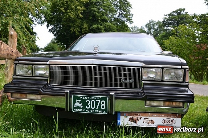 Zdjęcie w galerii na portalu naszraciborz.pl: Rekordowy zlot w Zabełkowie. Sto pojazdów wiadomości z regionu