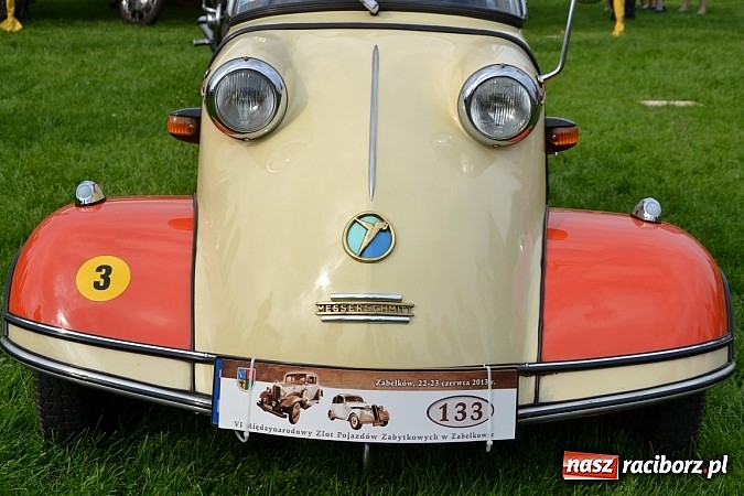 Zdjęcie w galerii na portalu naszraciborz.pl: Rekordowy zlot w Zabełkowie. Sto pojazdów wiadomości z regionu