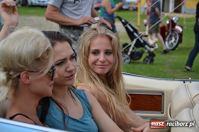 Zdjęcie w galerii na portalu naszraciborz.pl: Rekordowy zlot w Zabełkowie. Sto pojazdów wiadomości z regionu