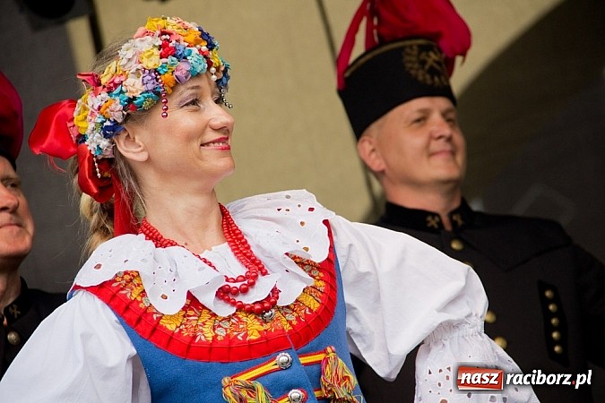 Zdjęcie w galerii na portalu naszraciborz.pl: Dni Raciborza - występy artystyczne na Rynku wiadomości z regionu