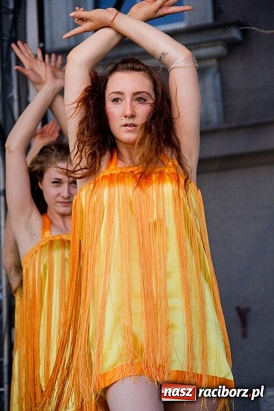 Zdjęcie w galerii na portalu naszraciborz.pl: Dni Raciborza - występy artystyczne na Rynku wiadomości z regionu