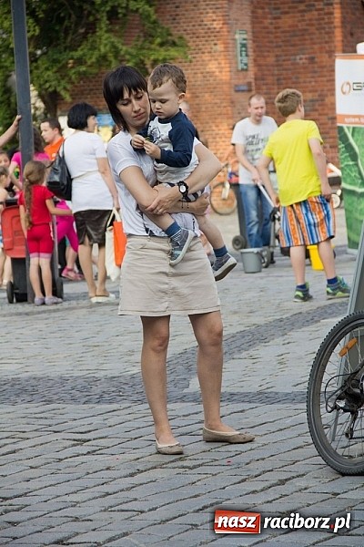 Zdjęcie w galerii na portalu naszraciborz.pl: Dni Raciborza - występy artystyczne na Rynku wiadomości z regionu