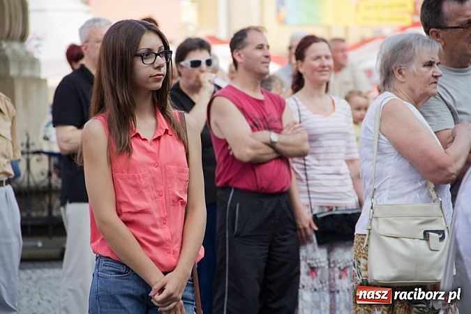 Zdjęcie w galerii na portalu naszraciborz.pl: Dni Raciborza - występy artystyczne na Rynku wiadomości z regionu