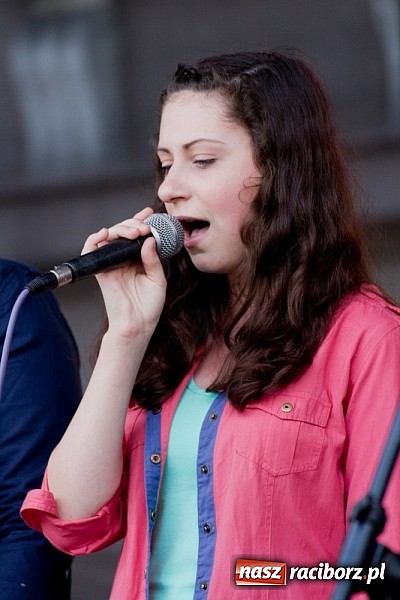 Zdjęcie w galerii na portalu naszraciborz.pl: Dni Raciborza - występy artystyczne na Rynku wiadomości z regionu